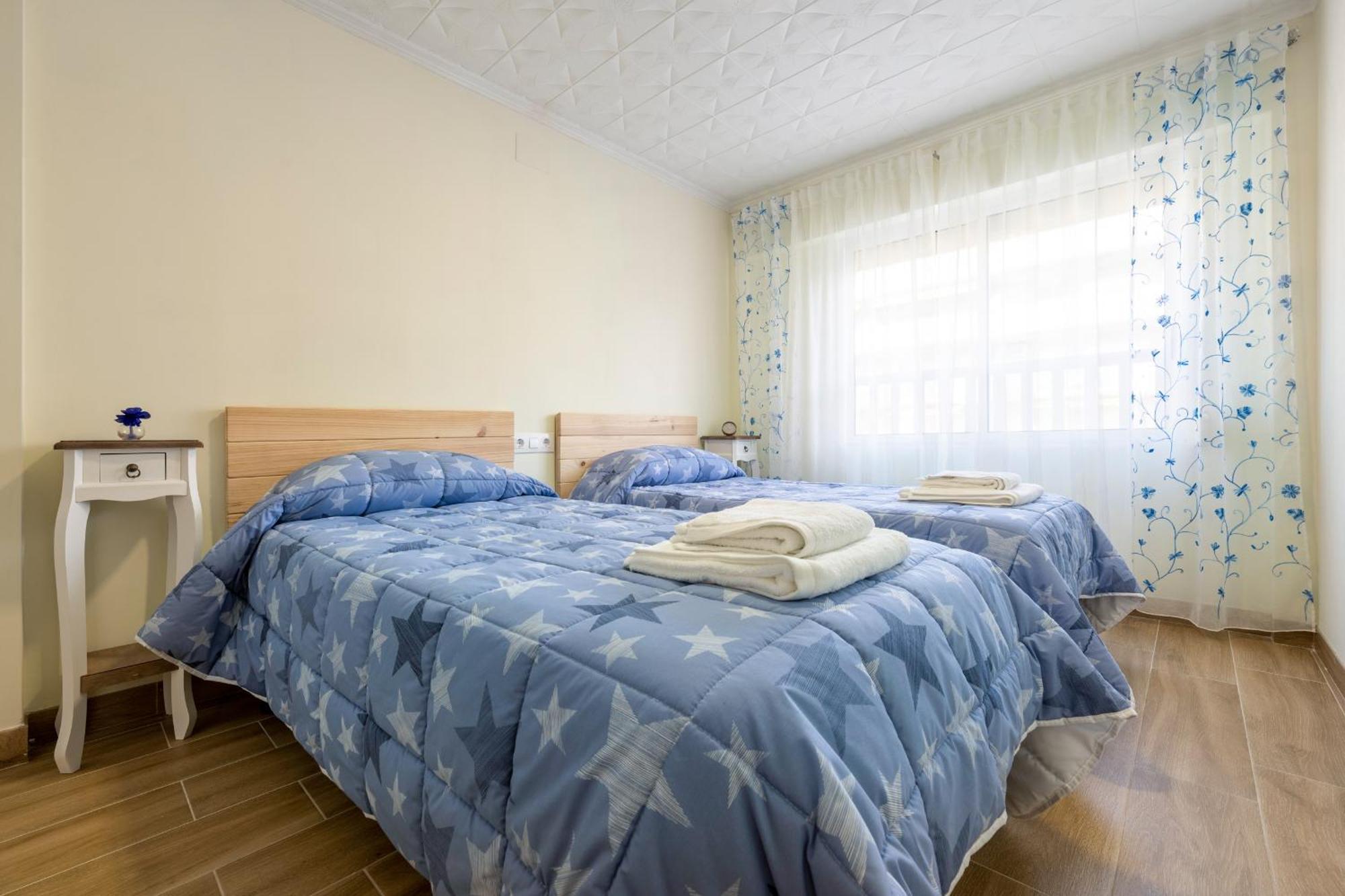 Hauzify I Apartament Van Gogh ซาลอว์ ภายนอก รูปภาพ